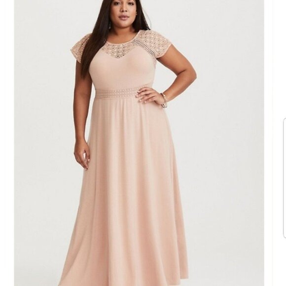New! 2x 3x 4x 5x Torrid Blush Crochet Dress - Picture 1 of 4
